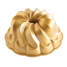 Load image into Gallery viewer, Pirouette Bundt® Pan
