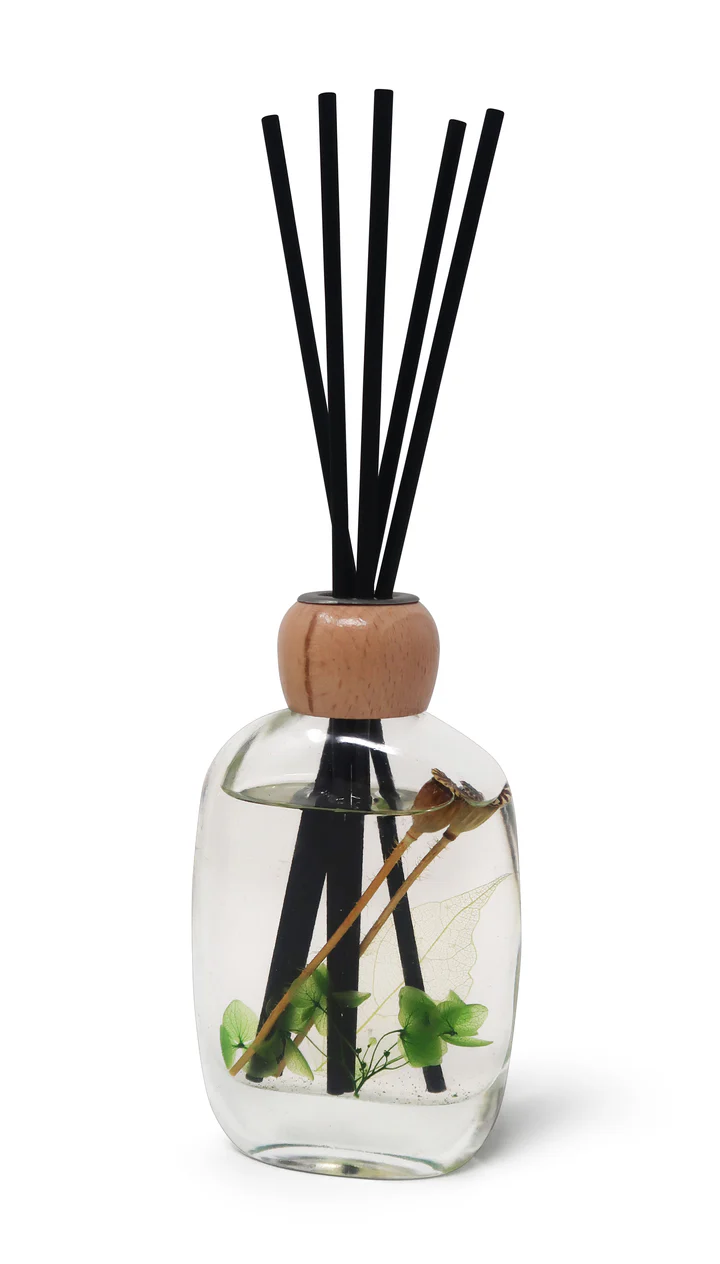 VD4380 Preserved Flower Reed Diffuser - Green Flower with Black Reeds - Lily of the Valley