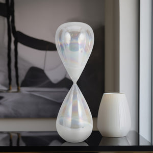 EV19727-01 20" Cassandra Small Irridescent Hourglass