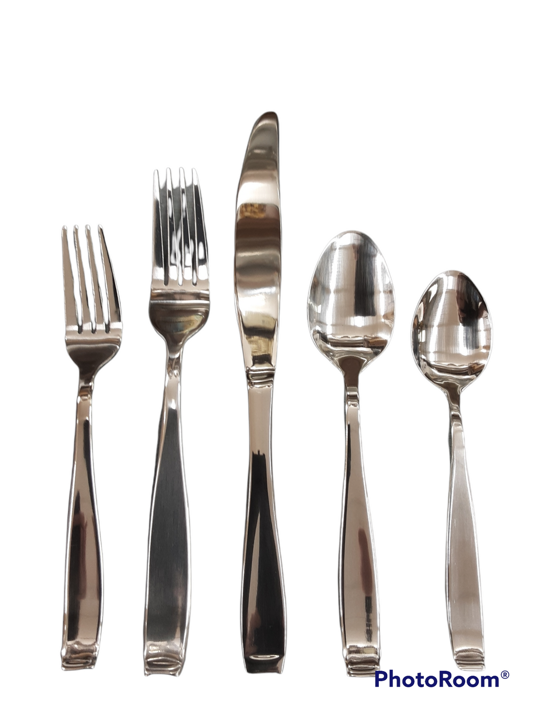 Grand Isle Flatware Service For 4