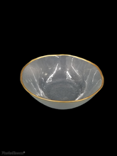 Load image into Gallery viewer, CDB2555 Clear Bowl with Gold Rim
