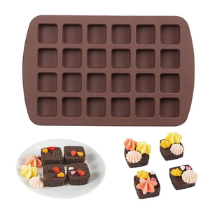 Cherle Square Silicone Brownie Mold