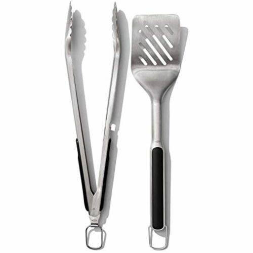 Grilling turner and tongs set